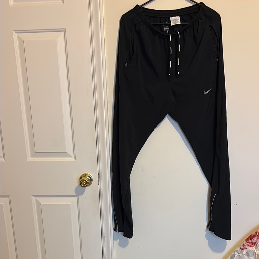 Nike Black Jogger Sweatpants with Elastic Cuffs